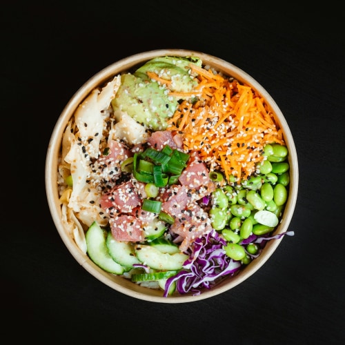 Ein Bild von einer bunten Bowl