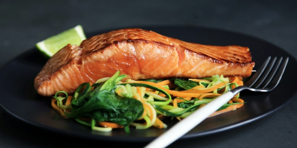 Wein zu gegrilltem Lachs