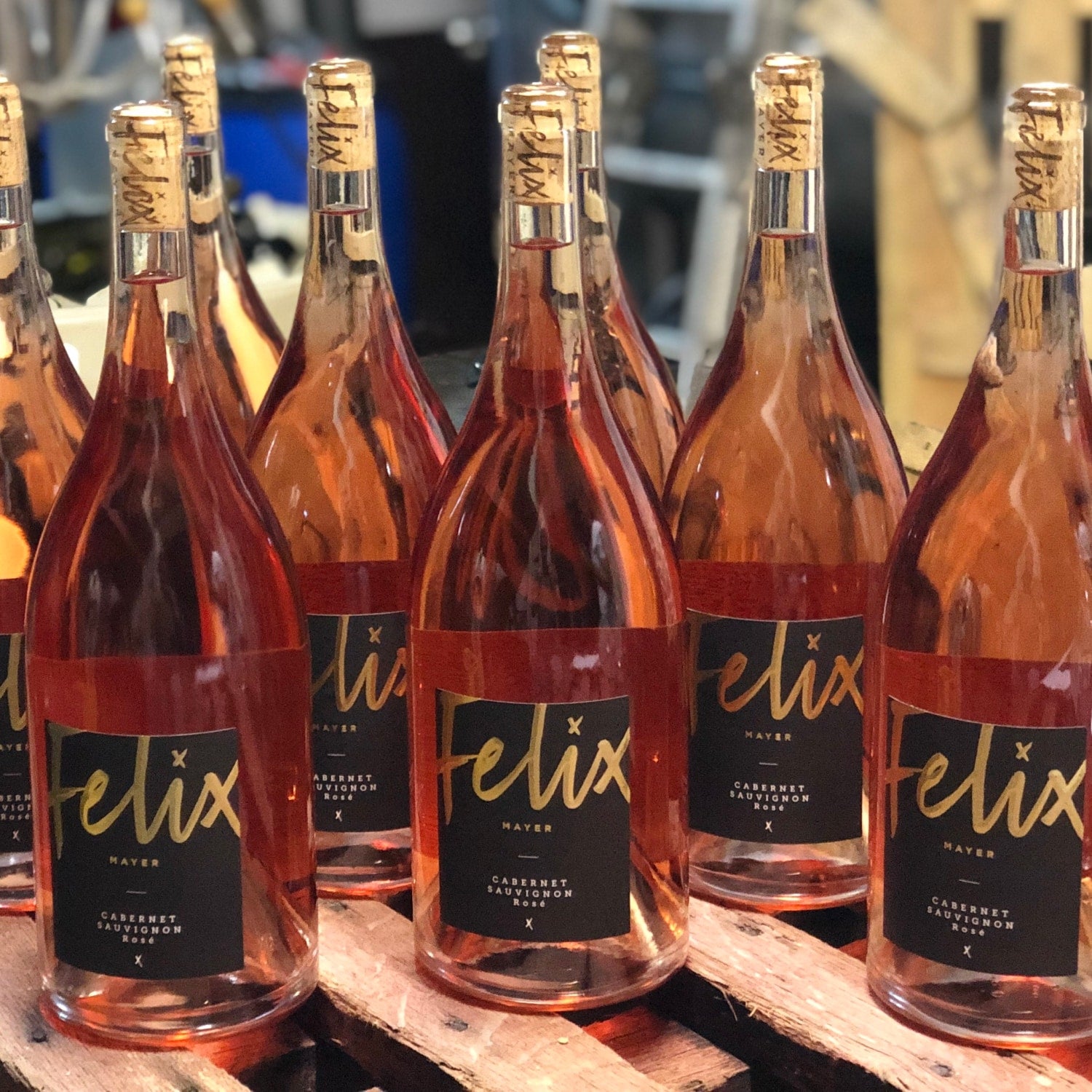 Mehrere Flaschen Cabernet Sauvignon Rosé Magnum vom Weingut Felix Mayer